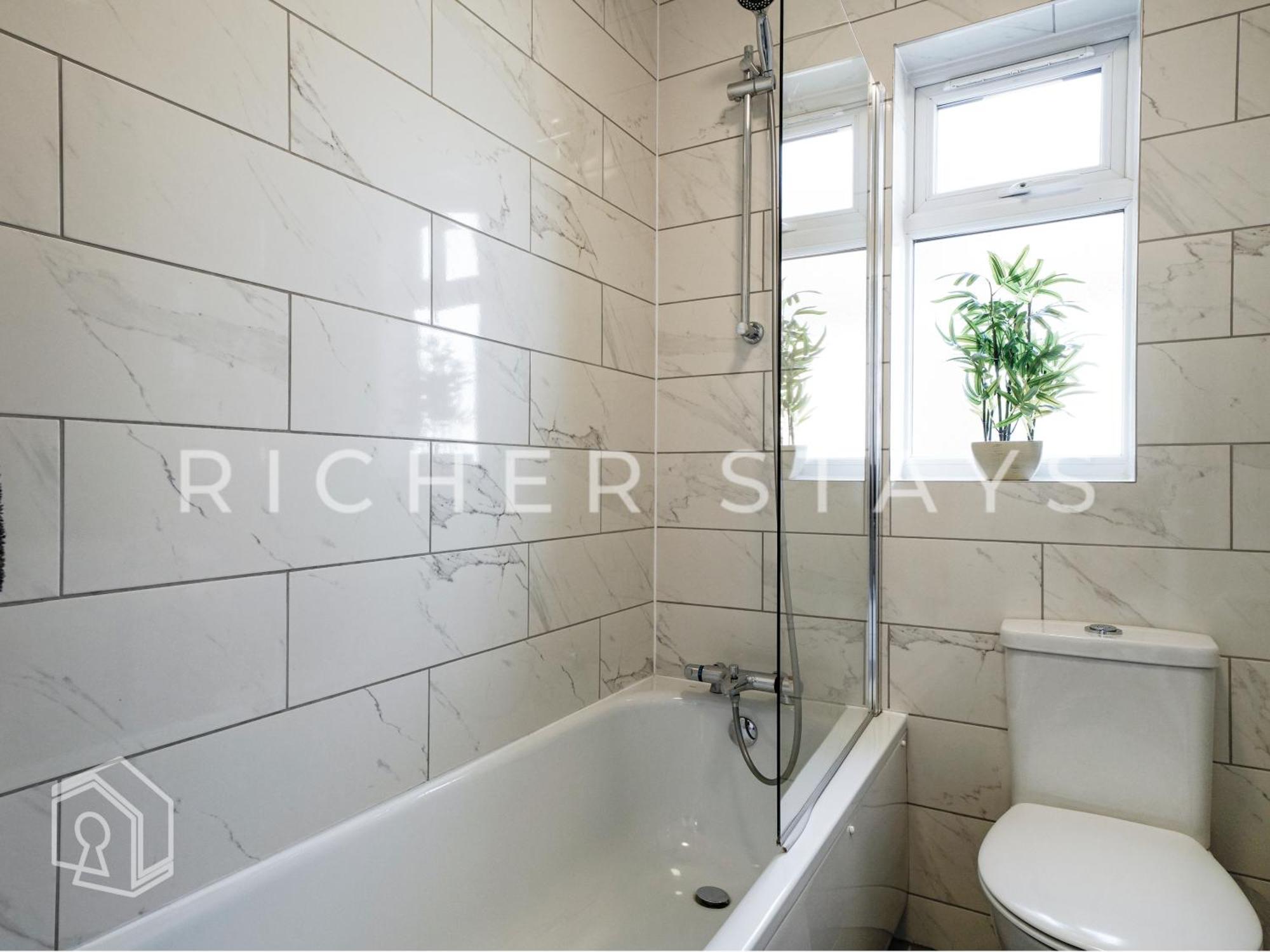 Watford Large 5Br Home - Contractors & Families Kültér fotó